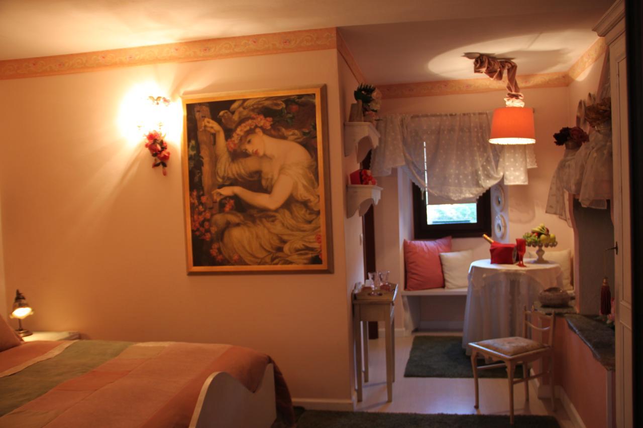 Una Franca Camere Di Charme Biella Exterior foto